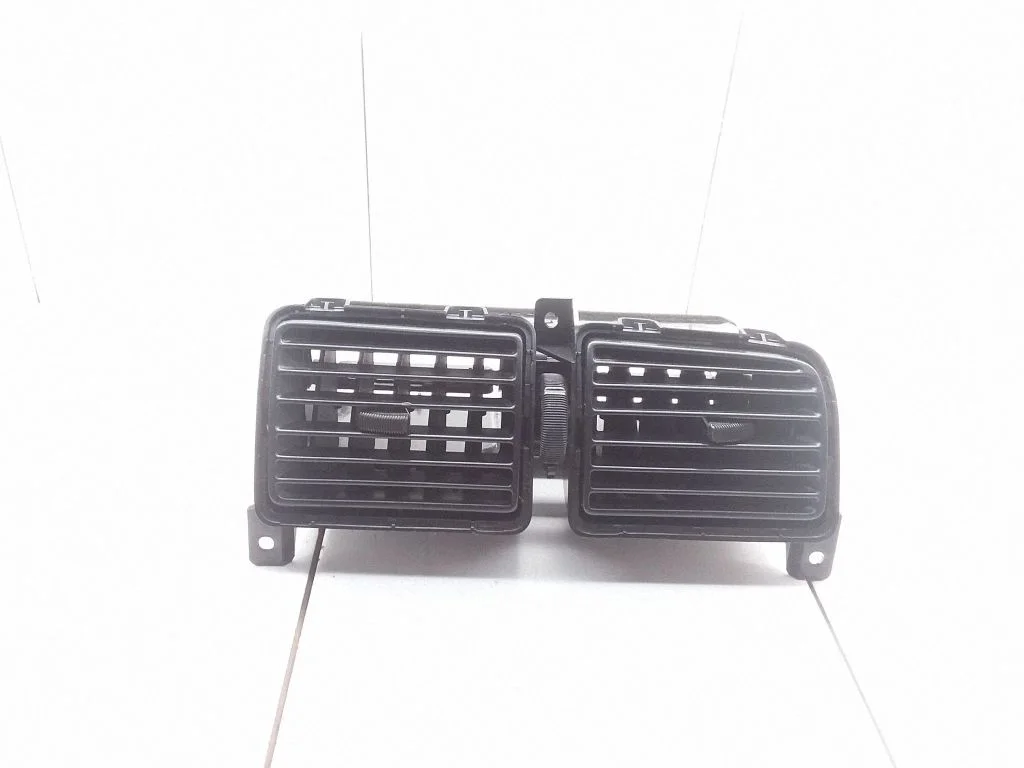 Dash center air vent grill – Nissan Almera (1995-2000)
