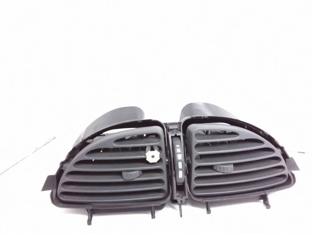 Dash center air vent grill 963261727A