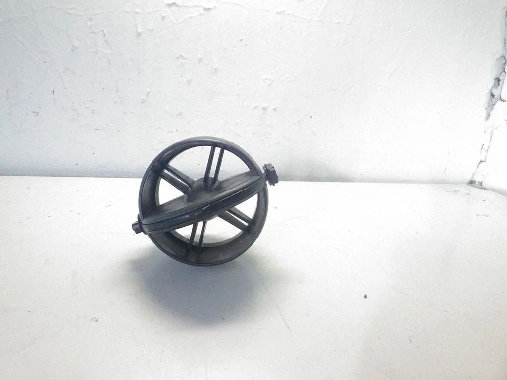 Dash center air vent grill