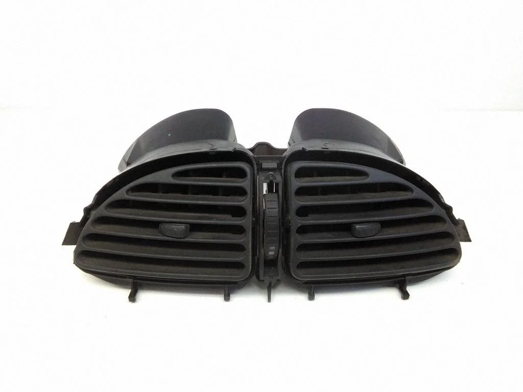 Armatuurlaua keskmine õhutusrest – Citroen C5 (2001-2004)