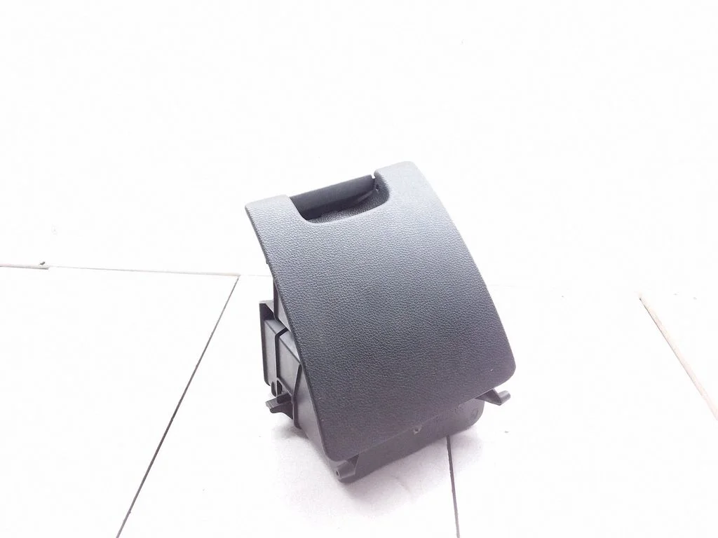 Glove box 1Z2857920