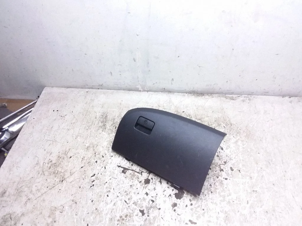 Glove box 7430A279