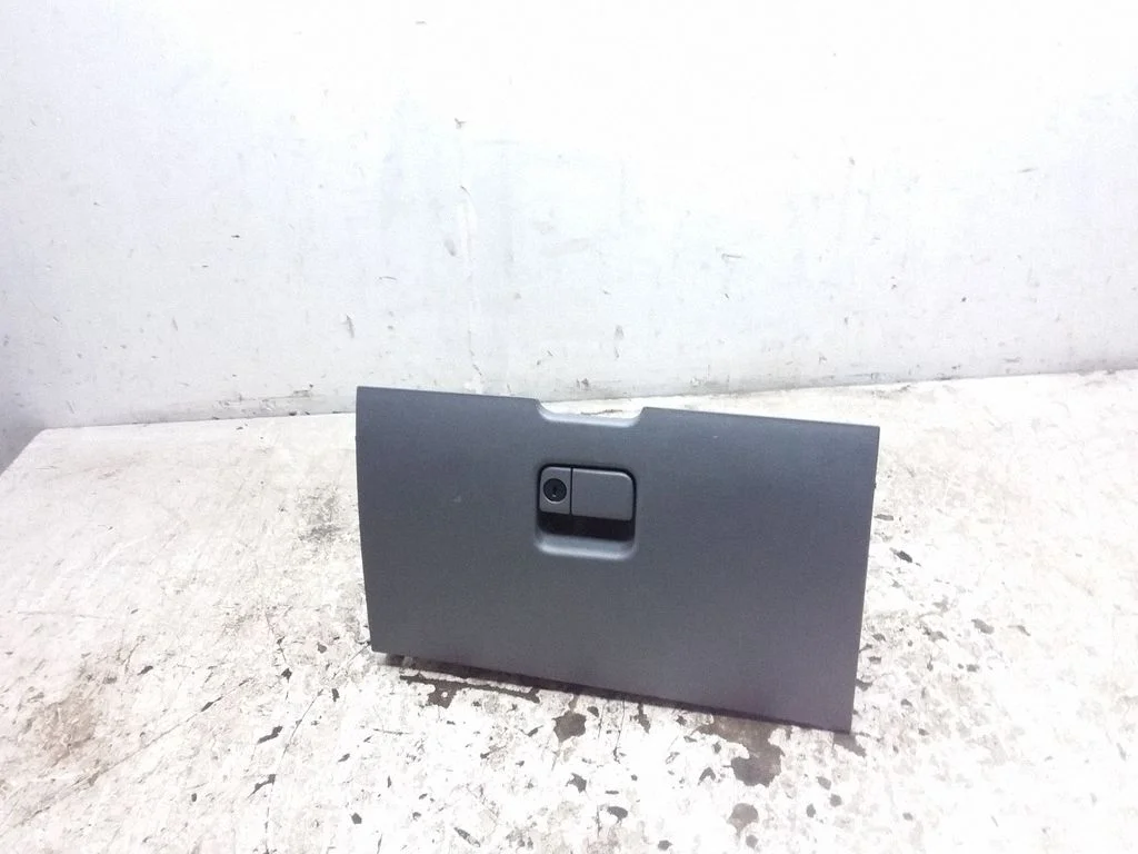 Glove box UR7964161