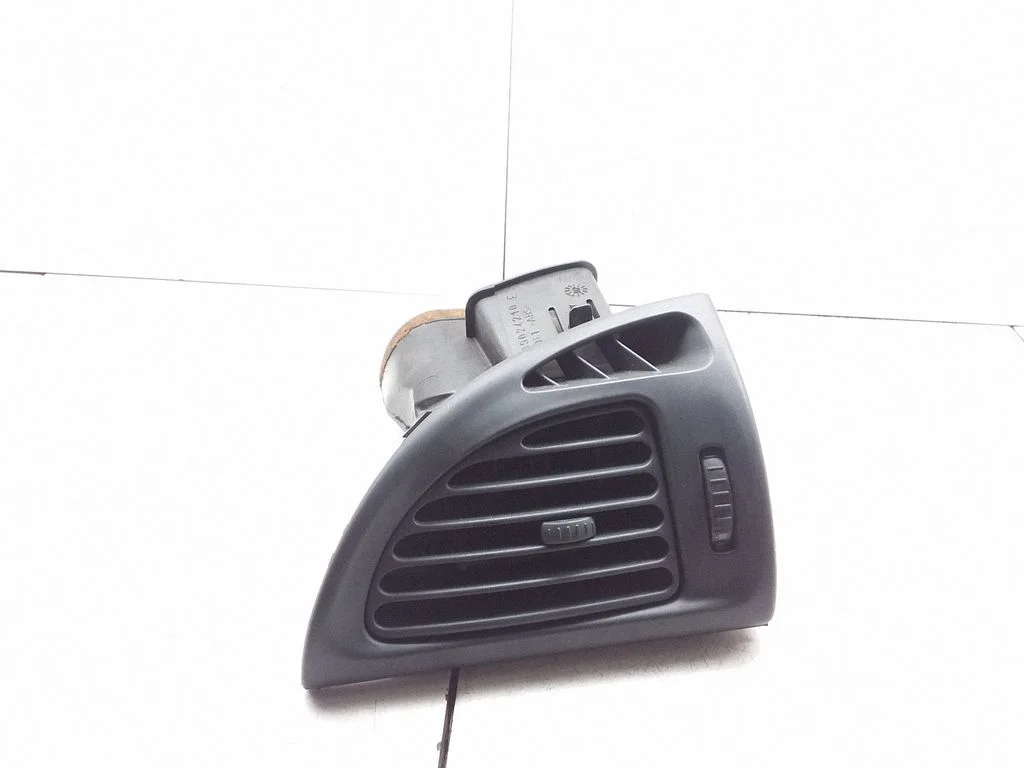 Armatuurlaua õhutusresti kate – Citroen C5 (2001-2004)