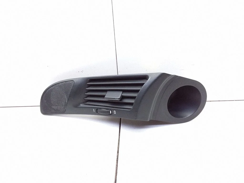 Dashboard air vent grill cover trim – BMW 5 Series E39 (1996-2003)
