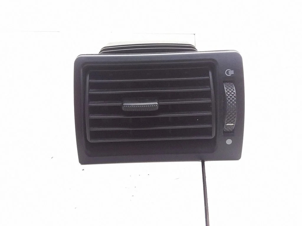 Dashboard air vent grill cover trim – Ford Mondeo Mk III (2000-2007)