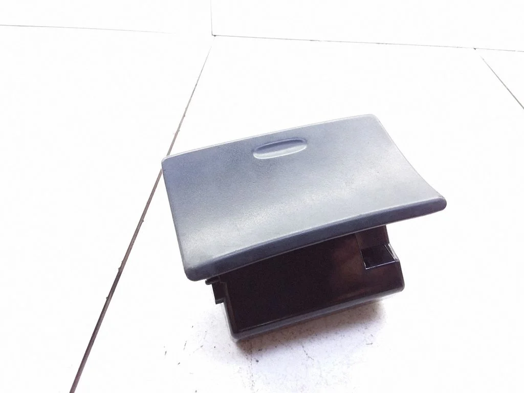 Auto tuhatoos FAGA6B – Mazda Xedos 6 (1992-2000)
