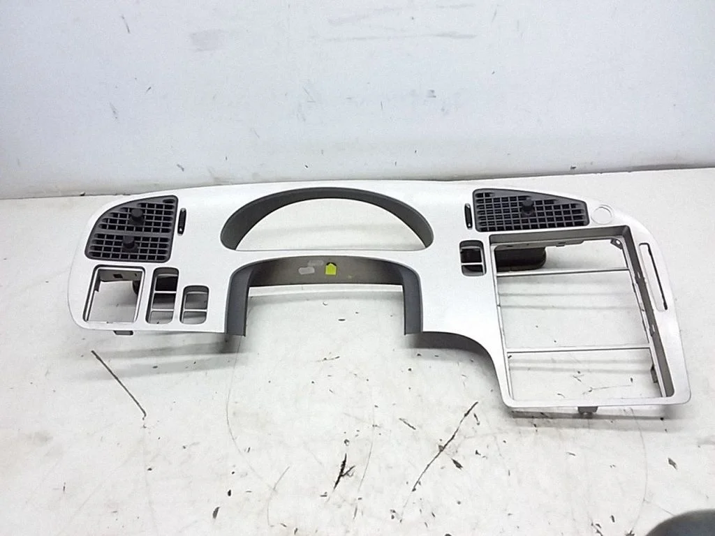 Dashboard trim 4600672