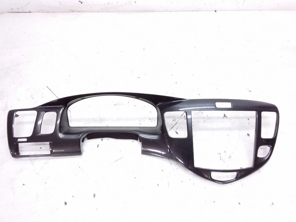 Dashboard trim LC62G0421 – Mazda MPV II LW (1999-2007)