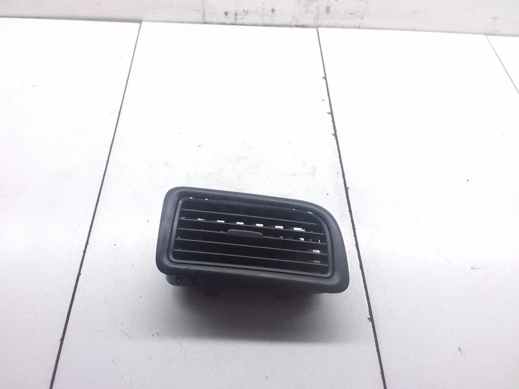 Dashboard side air vent grill/cover trim ST4969