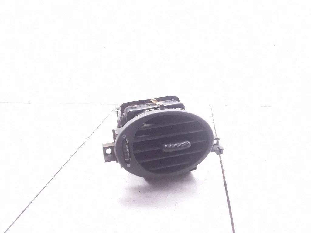 Dashboard side air vent grill/cover trim