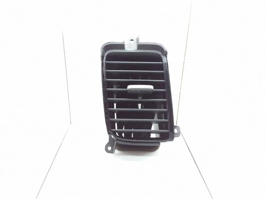 Dashboard side air vent grill/cover trim 77610SNAA020