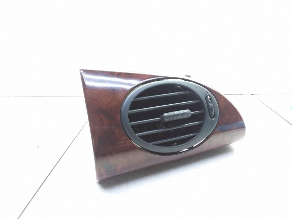Dashboard side air vent grill/cover trim JBD000220