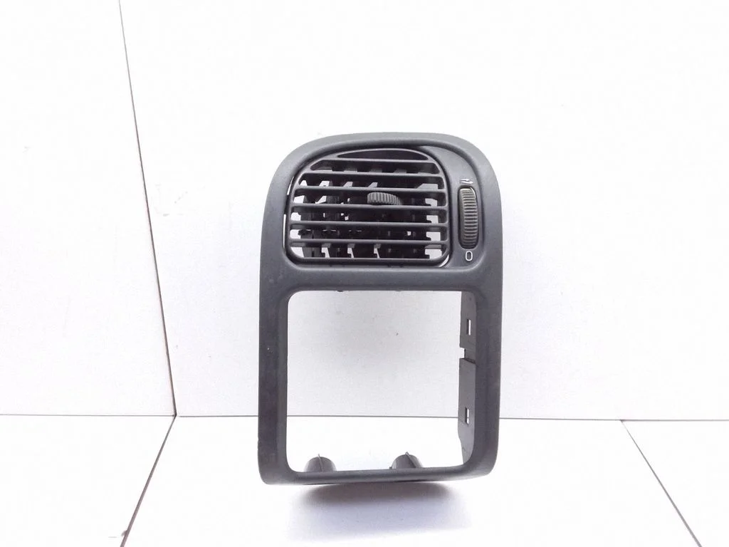Dashboard side air vent grill/cover trim 30860543
