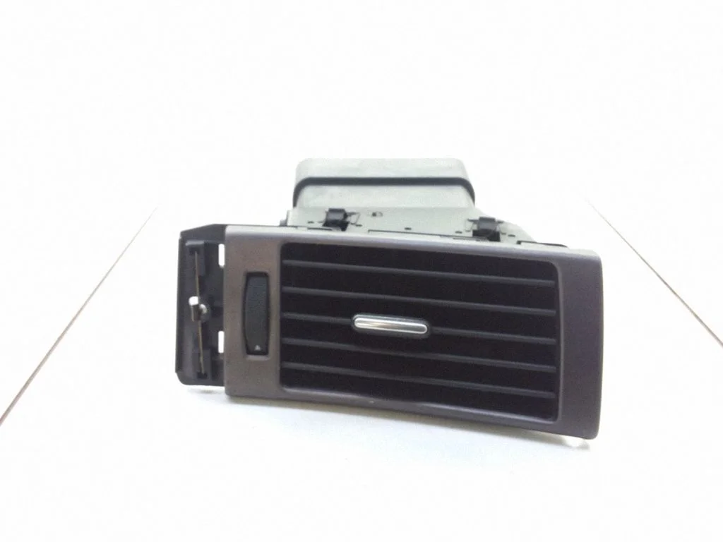 Dashboard side air vent grill/cover trim – Audi A6 Allroad C5 (1999-2005)