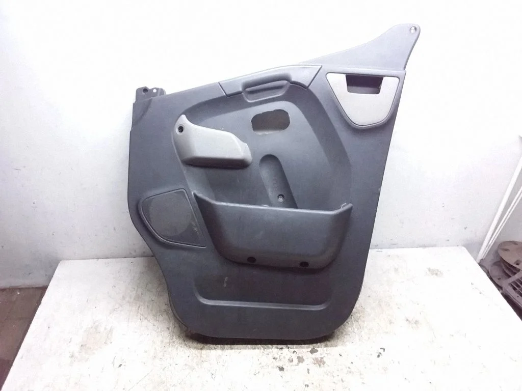 Front door card panel trim 809019183R