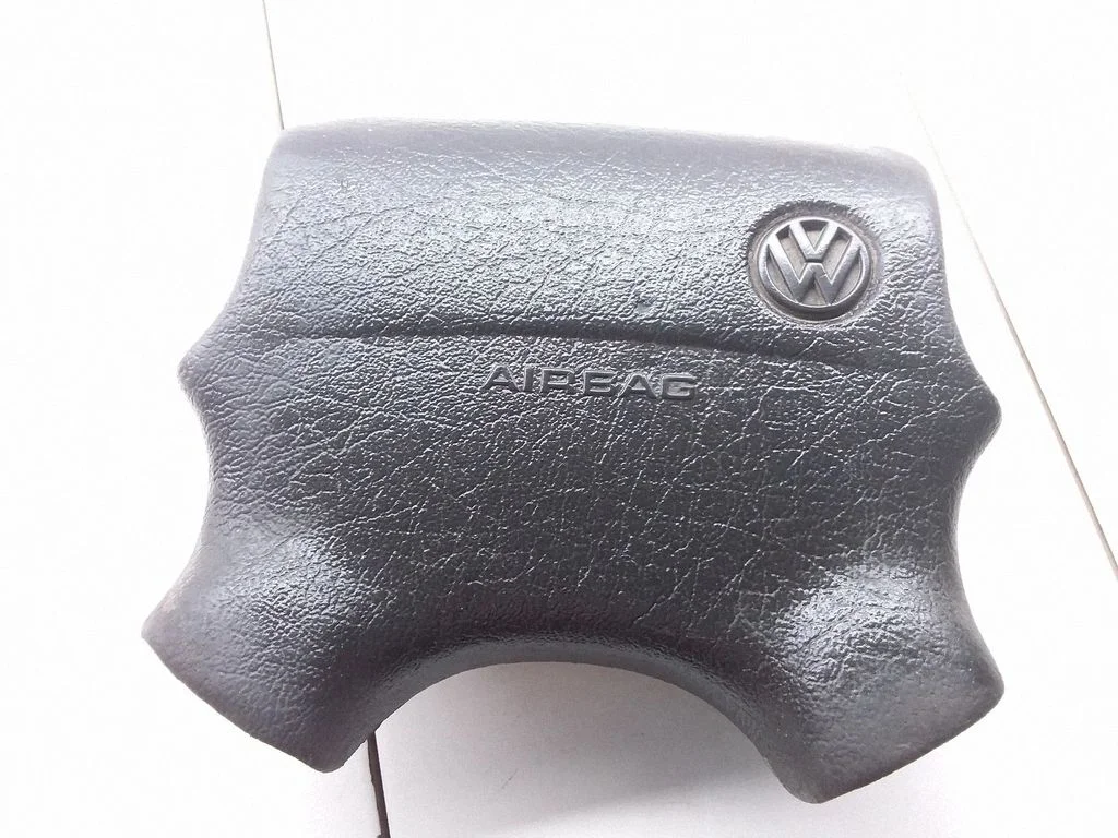 Steering wheel airbag – Volkswagen Golf III (1992-1997)