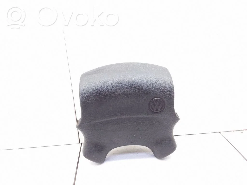 Steering wheel airbag – Volkswagen Passat B4 (1994-1996)