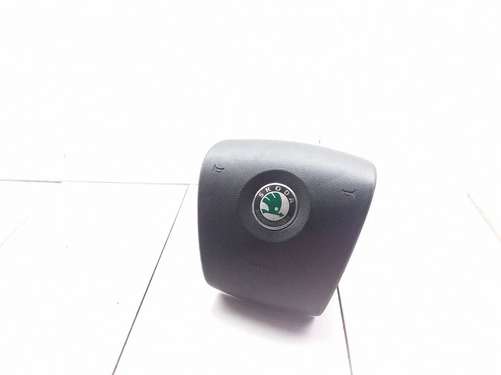 Steering wheel airbag – Skoda Octavia Mk2 (1Z) (2004-2013)