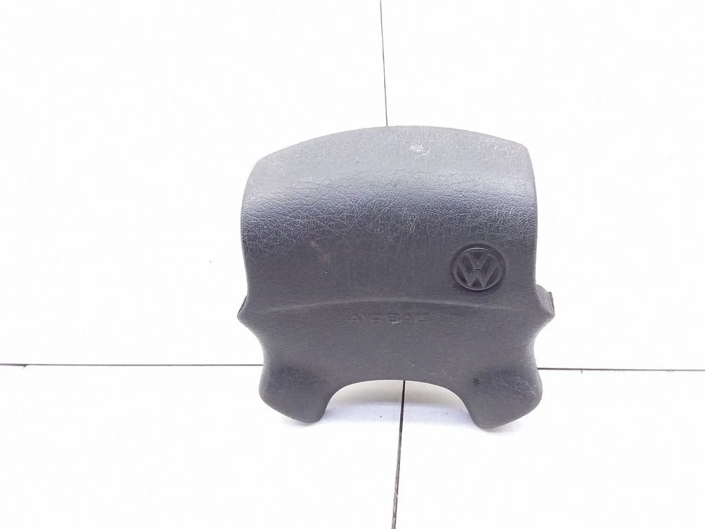 Steering wheel airbag – Volkswagen Passat B4 (1994-1996)
