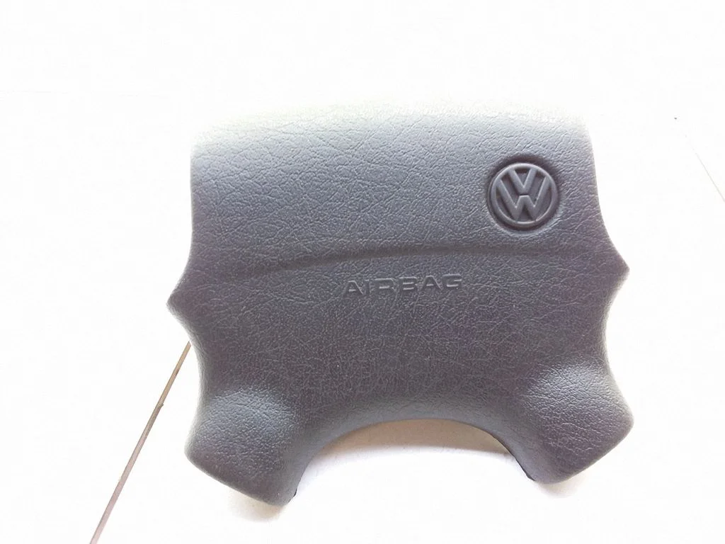 Steering wheel airbag – Volkswagen Passat B4 (1994-1996)