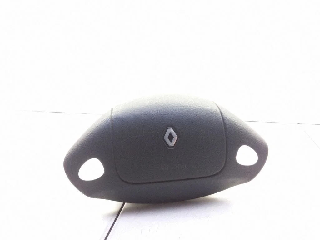 Steering wheel airbag – Renault Megane I (1995-2002)