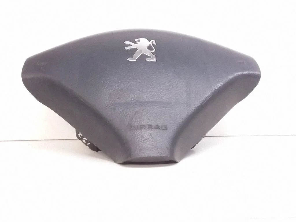 Steering wheel airbag