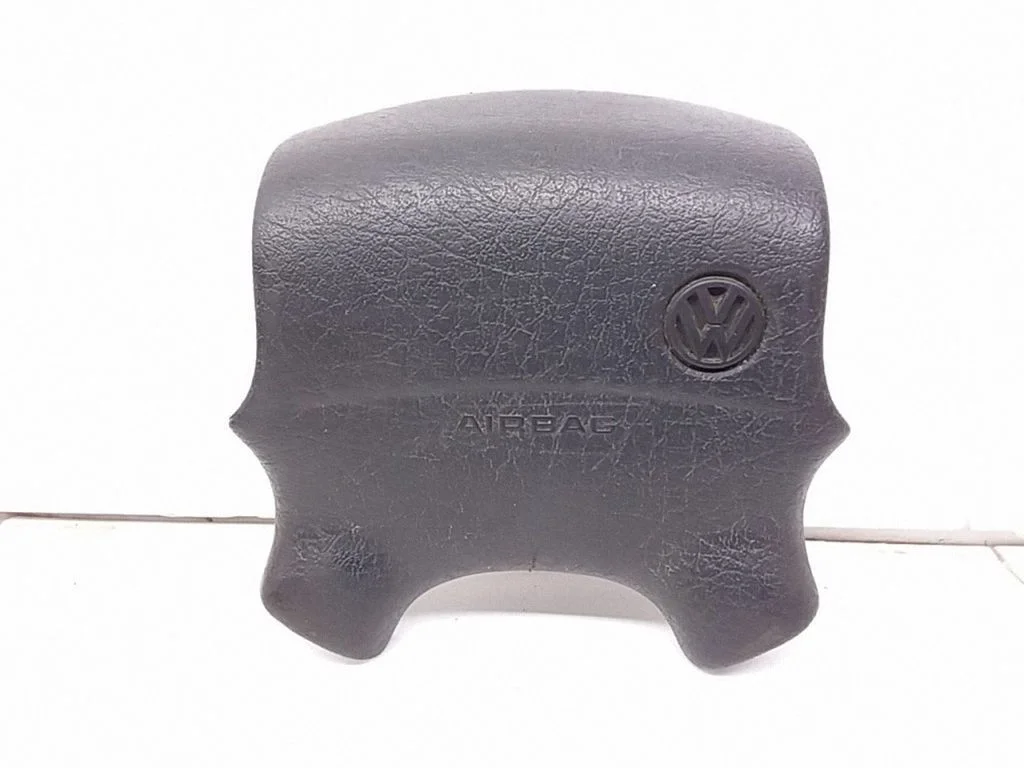 Steering wheel airbag – Volkswagen Golf III (1992-1997)