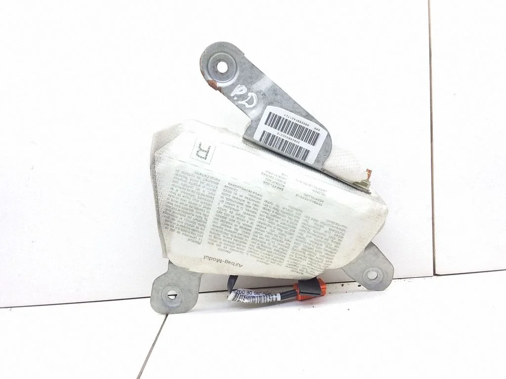 Front door airbag – BMW 5 Series E39 (1996-2003)