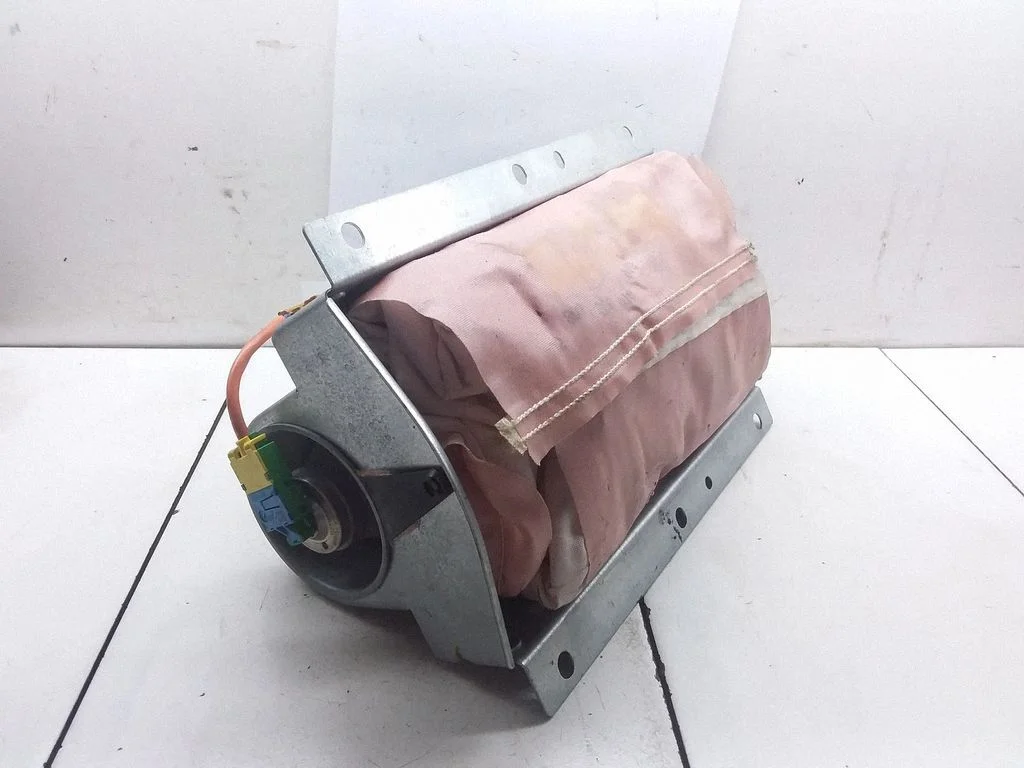 Passenger airbag – Volvo S60 (2001-2004)