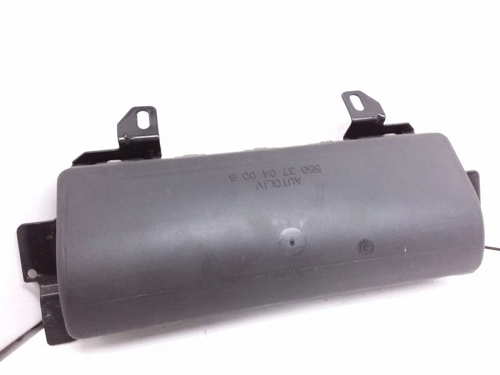 Passenger airbag – Peugeot 406 (1996-1999)