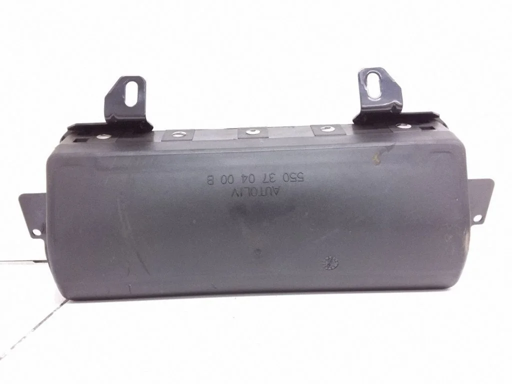 Passenger airbag – Peugeot 406 (1996-1999)