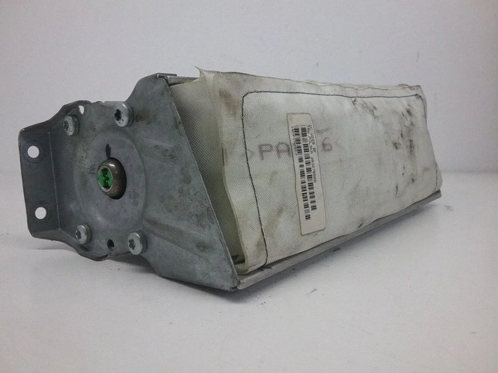 Passenger airbag – Mercedes-Benz S-Class W220 (1998-2006)