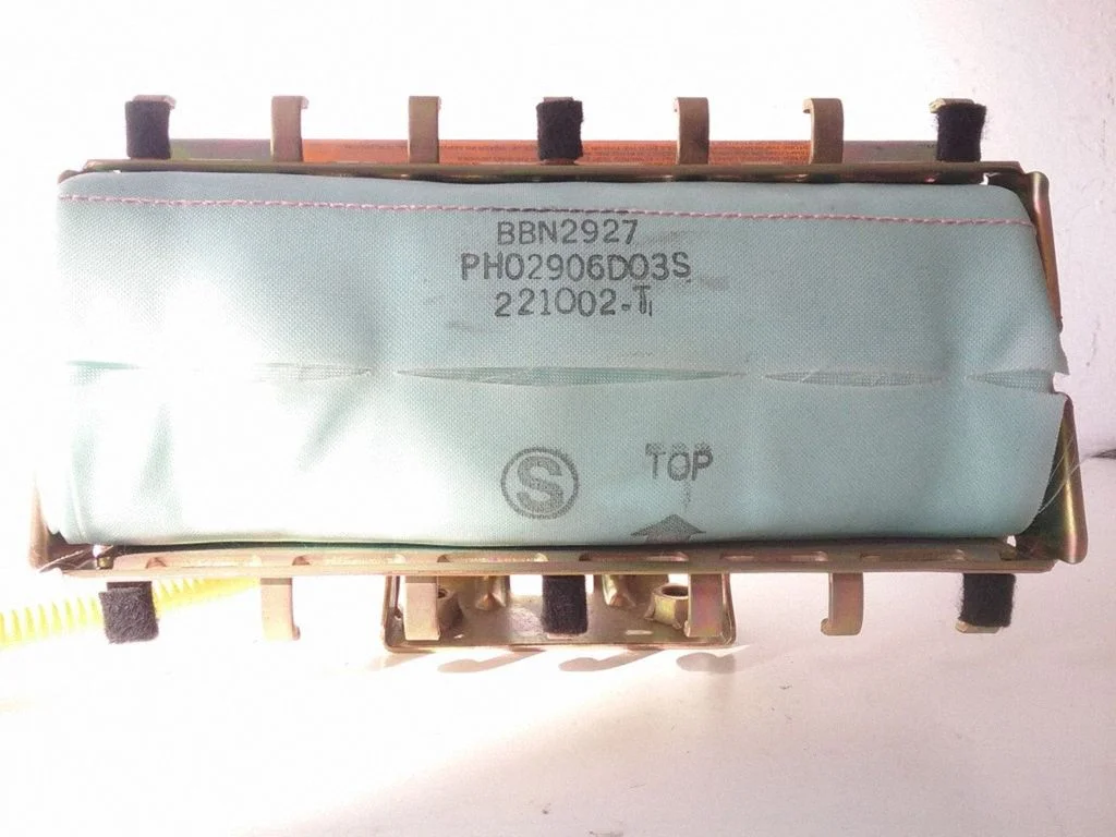 Passenger airbag BBN2927