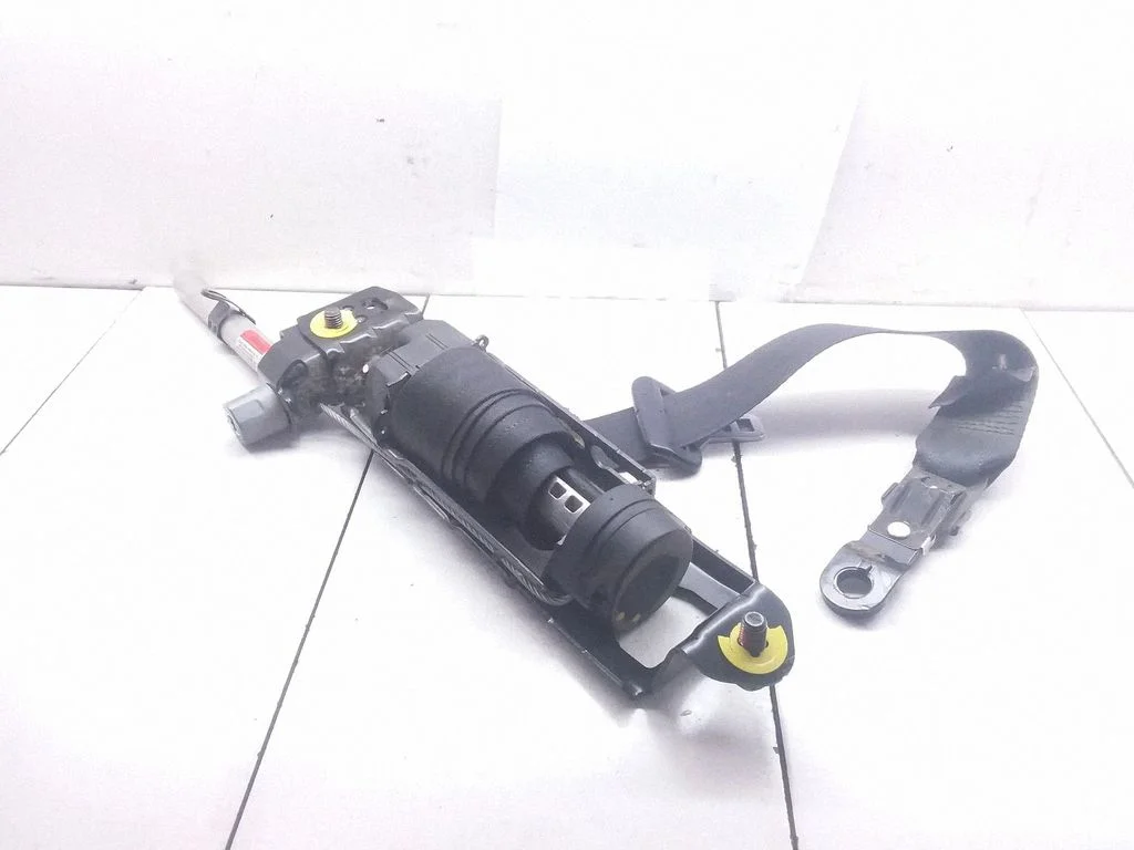 Front seatbelt 6012243R0D