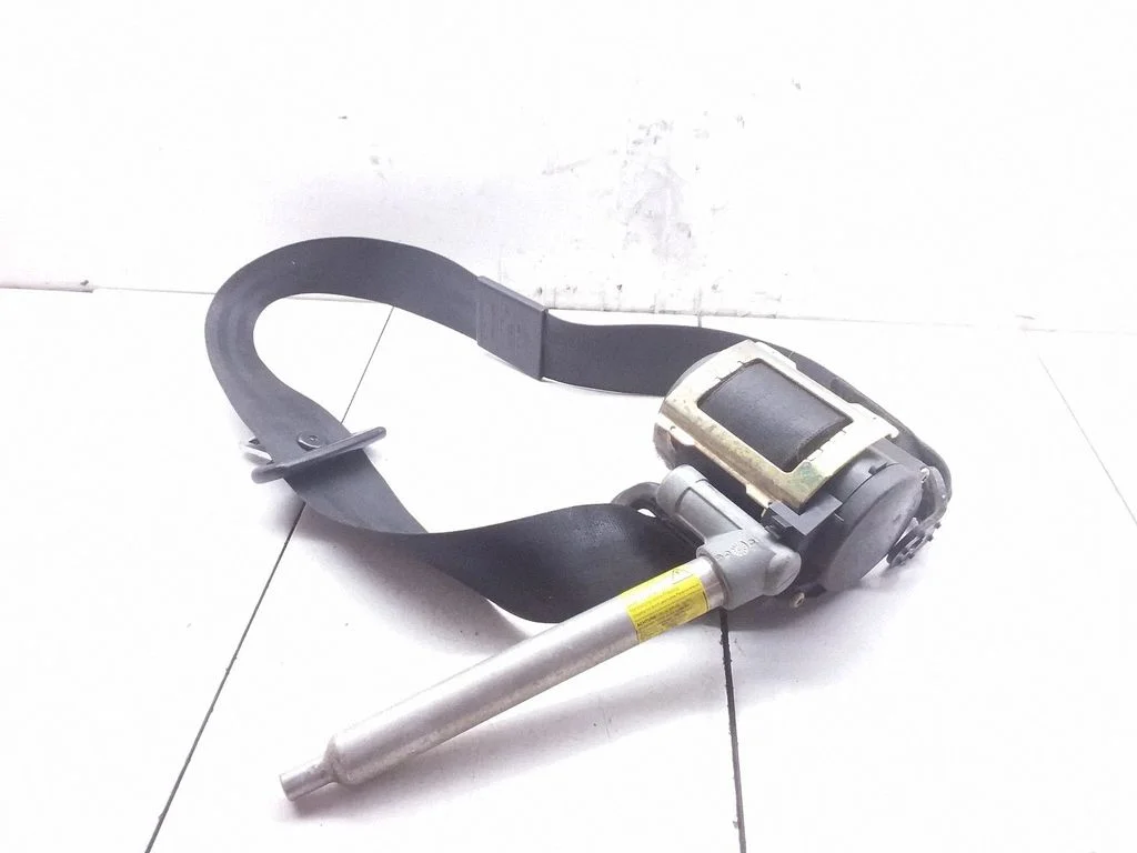 Front seatbelt – Audi A6 S6 C5 4B (1997-2005)