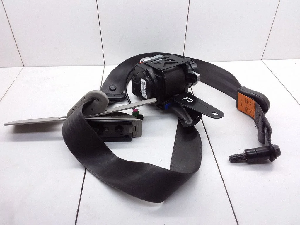 Front seatbelt – Opel Antara (2006-2016)