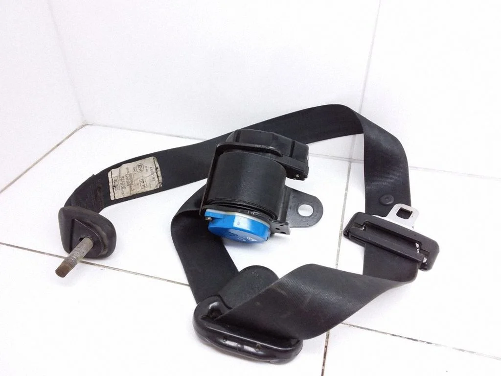 Front seatbelt 4680192
