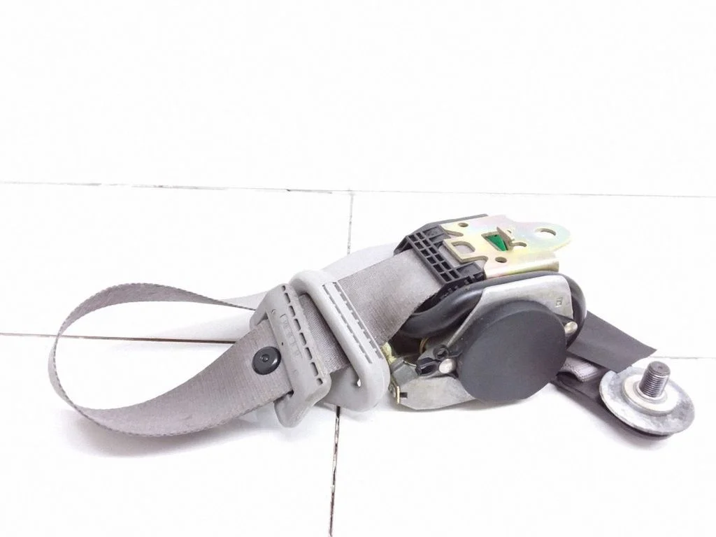 Front seatbelt 0430031