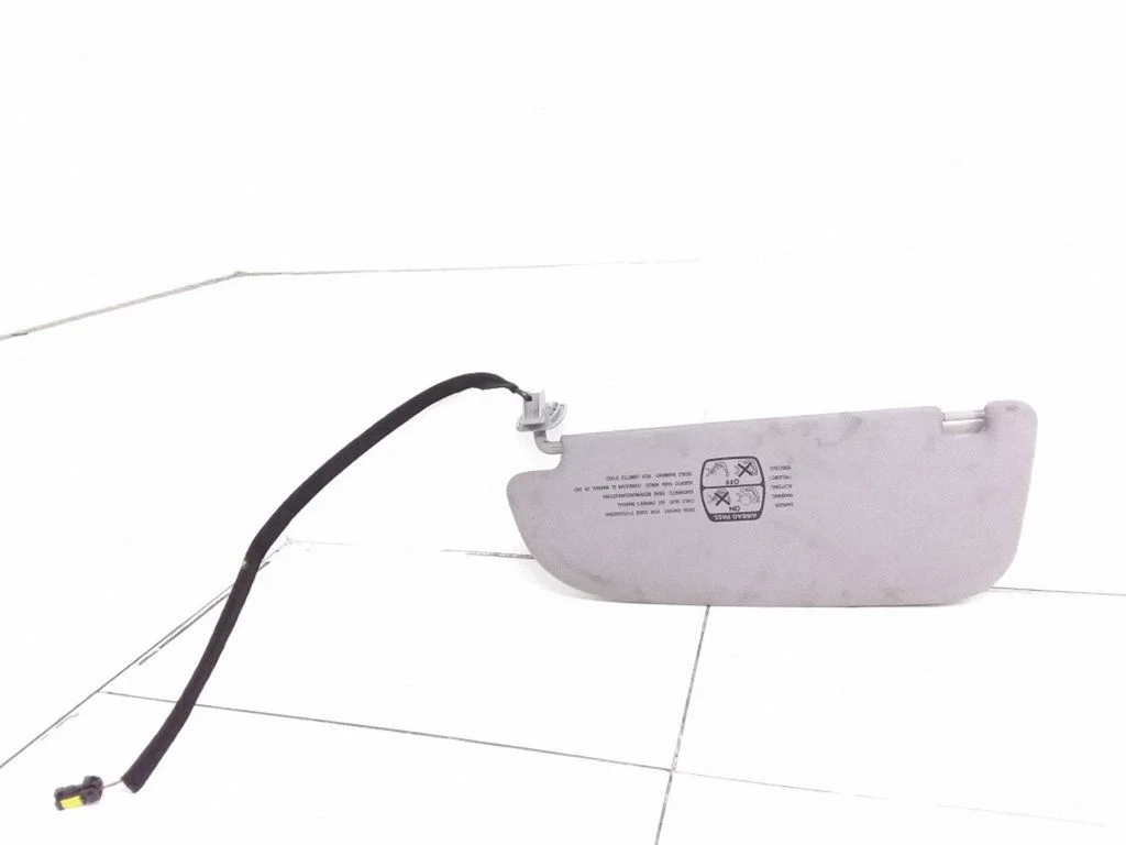 Sun visor