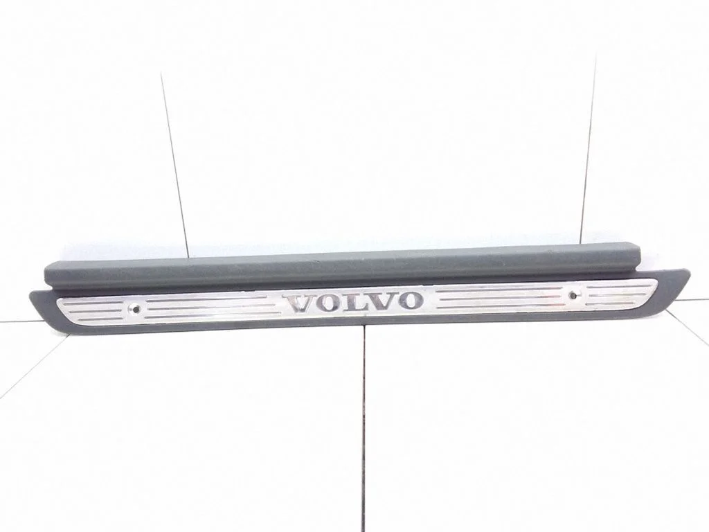 Esilävise kate (sisemine) – Volvo S40, V40 (1995-2004)