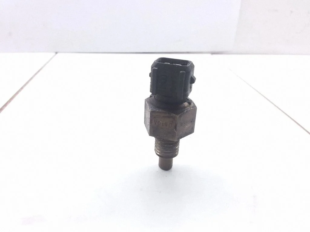 Jahutusvedeliku temperatuuriandur – Volvo S40, V40 (1995-2004)