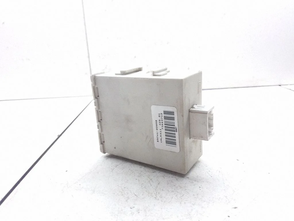 Citi instrumenti – Toyota Matrix (E130) (2001-2008)