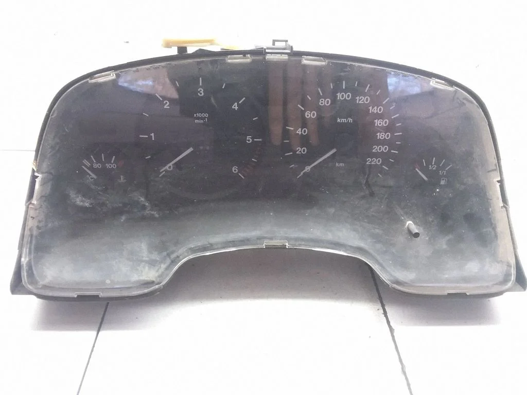 Speedometer (instrument cluster) – Opel Zafira A (1999-2005)