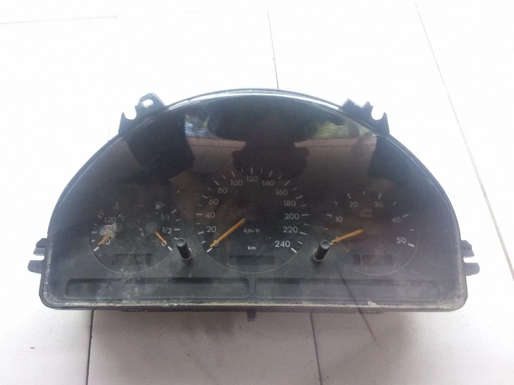 Spidomeeter (näidikuplokk) – Mercedes-Benz ML-klass W163 (1997-2005)