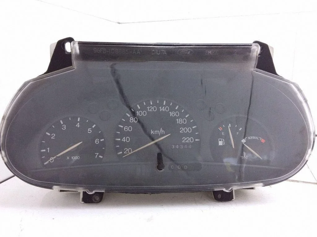 Speedometer (instrument cluster) – Ford Fiesta (1995-2000)