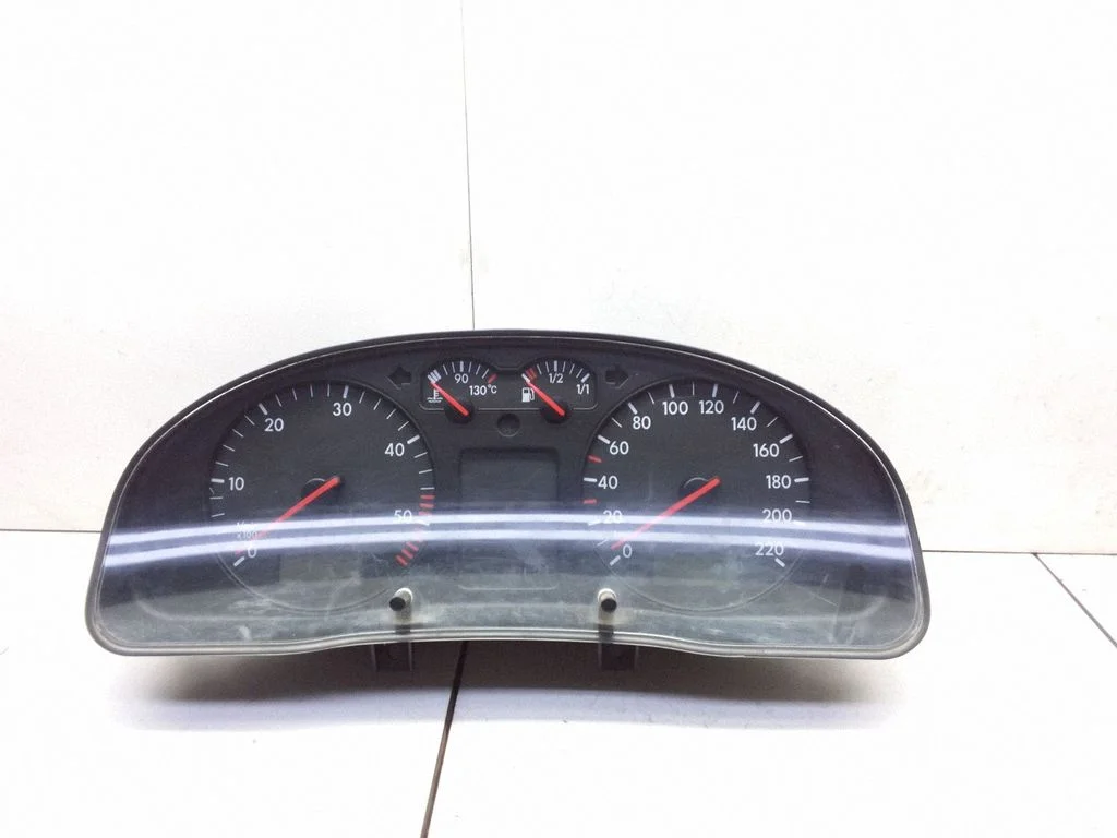 Speedometer (instrument cluster) – Volkswagen Passat B5 (1997-2000)