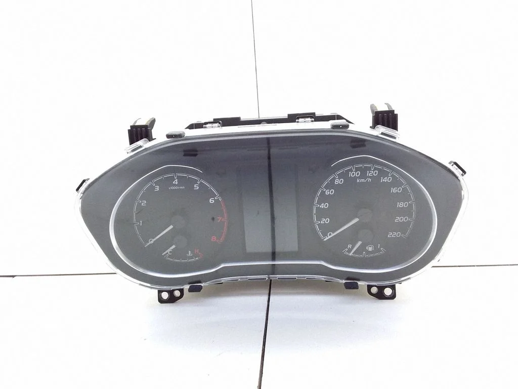 Spidometrs (instrumentu panelis) – Toyota Yaris (2015-)