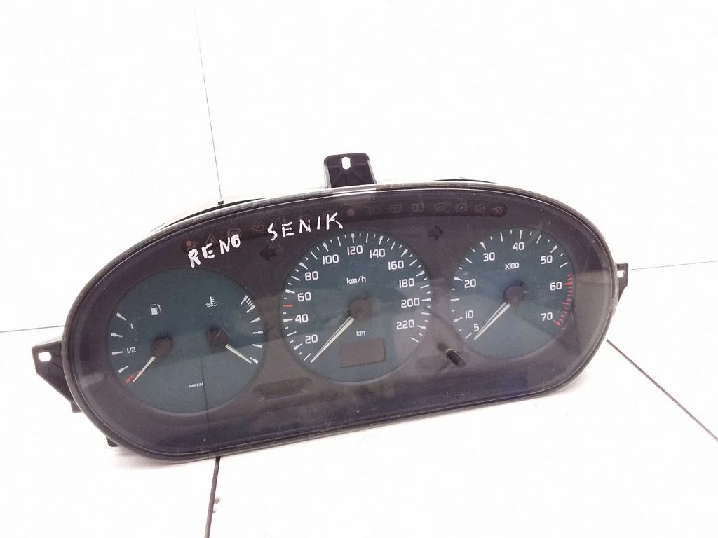 Speedometer (instrument cluster) – Renault Scenic I (1996-2003)