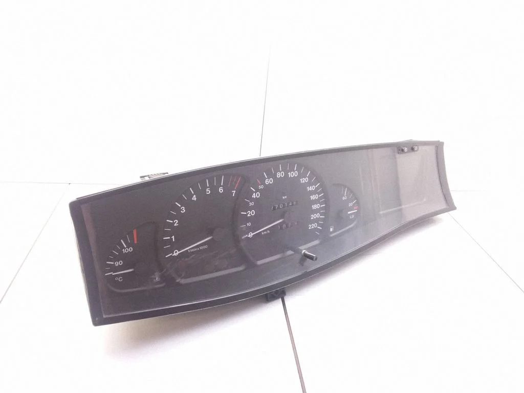 Spidometrs (instrumentu panelis) 87001300